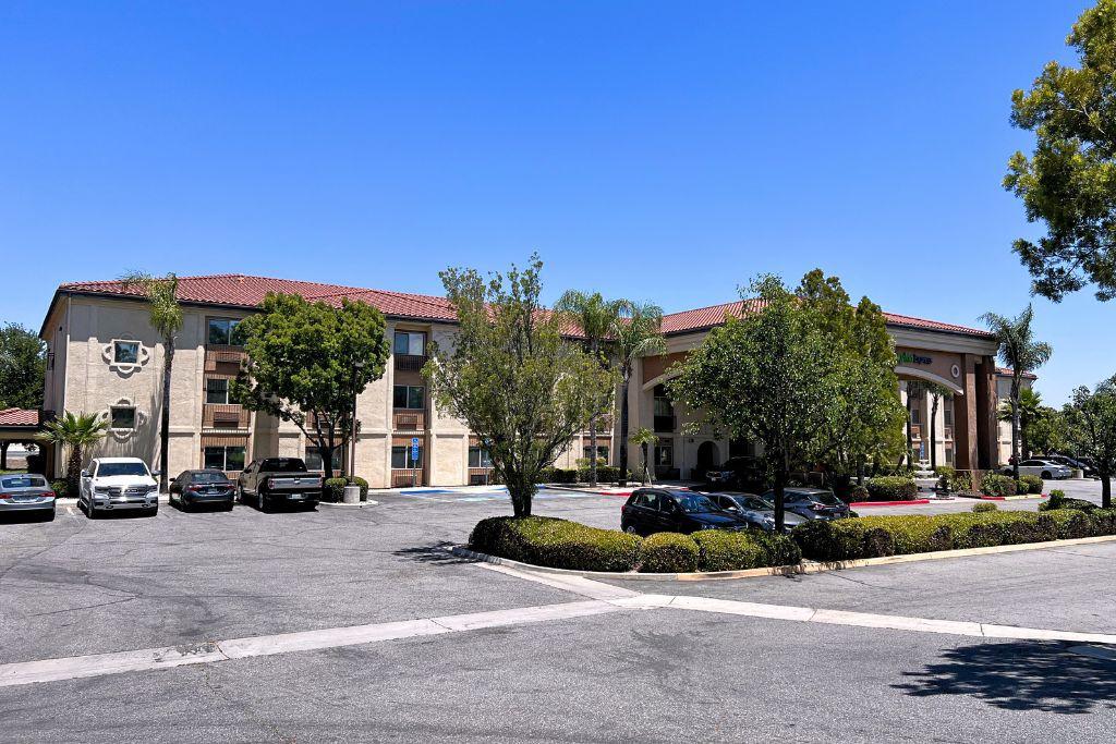 Holiday Inn Express Temecula