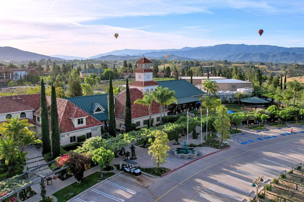 Image of the west side of South Coast Winery. It's the front.